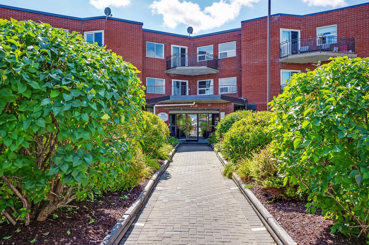 Aurora Place Apartments 860 Suzanne St, Timmins, ON P4N 8B8 Zumper