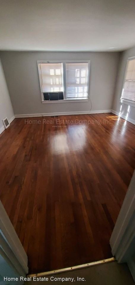 2729 Patrick Avenue & 700 E. 28th Street Apartments in Ogburn Station, WinstonSalem, NC 27105