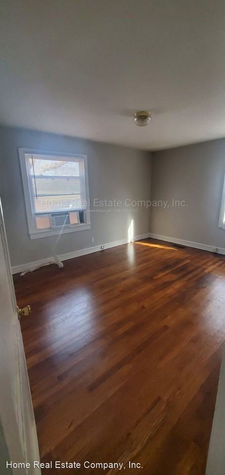 2729 Patrick Avenue & 700 E. 28th Street Apartments in Ogburn Station, WinstonSalem, NC 27105