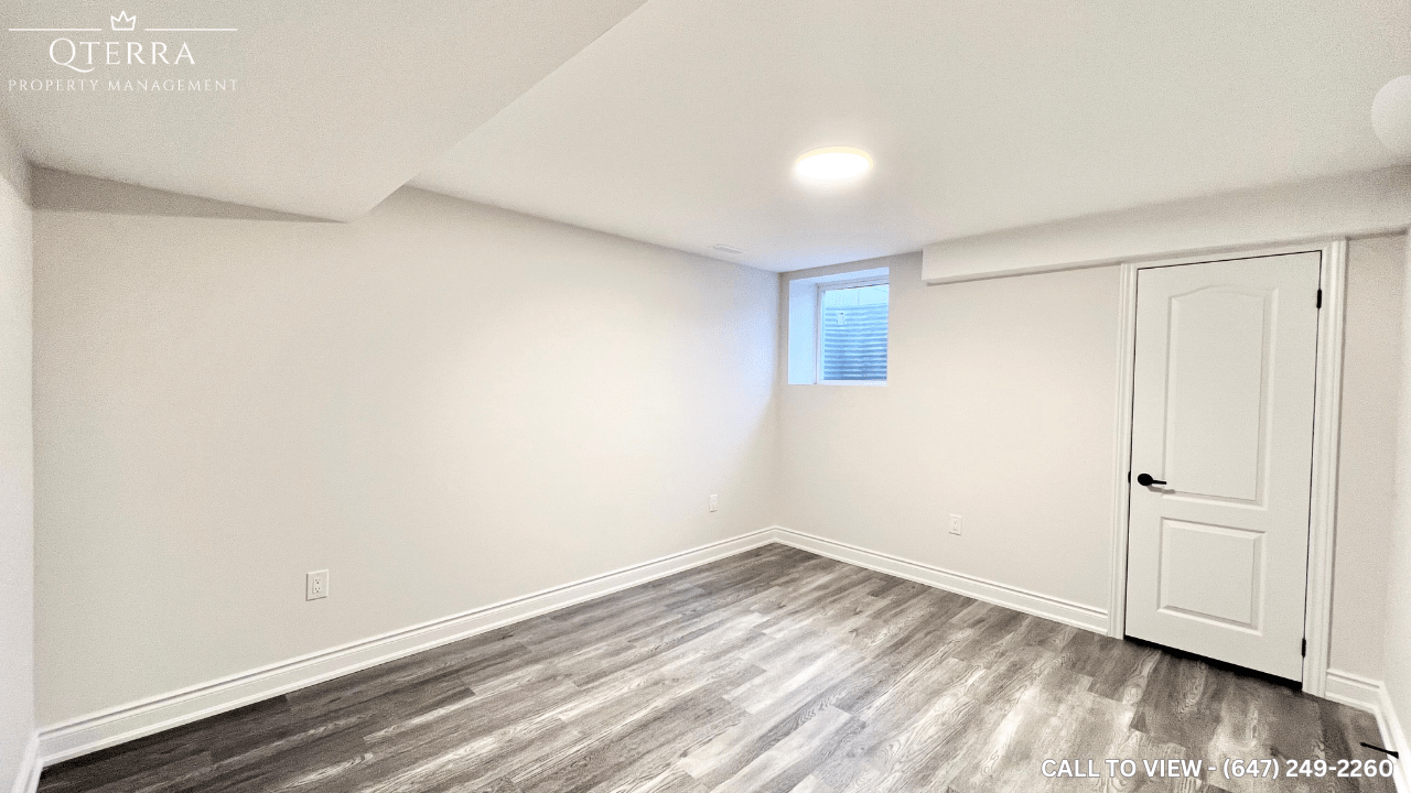 63 Monarch Drive Norval, ON L7G 0M6, Canada Apartments 63 Monarch Dr