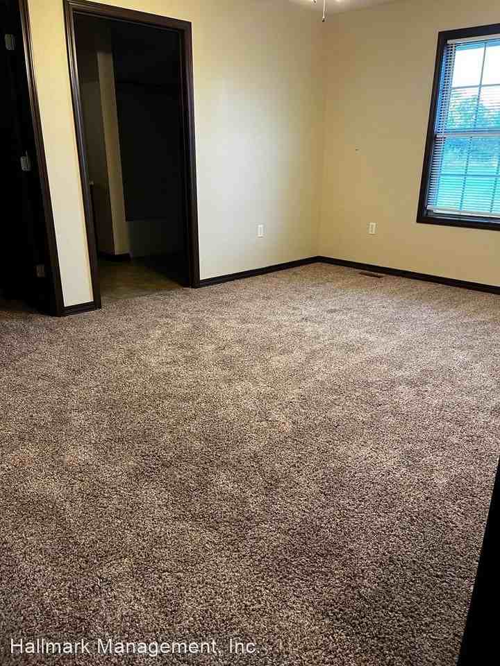 PRV Apartments in Neosho, MO 64850 Zumper