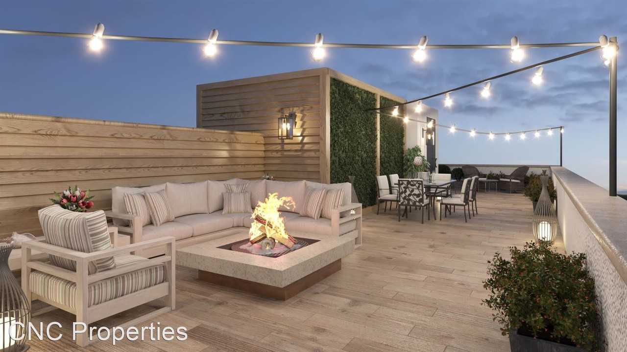 10401042 1/2 Irolo St. Apartments in Pico Union, Los Angeles, CA 90006