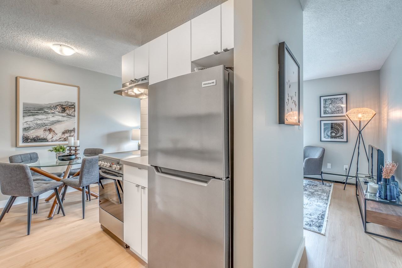 Kingsland Gardens Apartments 742 Kingsmere Cres Sw, Calgary, AB T2V