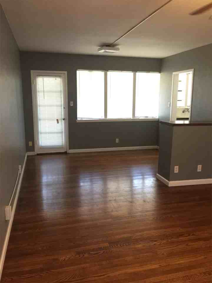 E Street/ 23rd St. Apartments 2301 E St, Bakersfield, CA 93301 Zumper