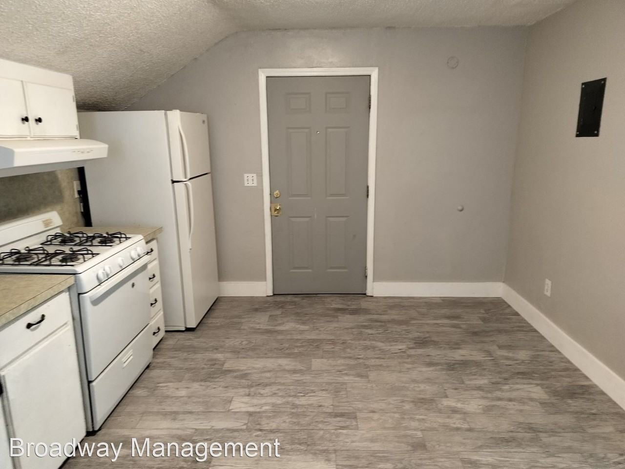 Bronchos Apartments in Edmond, OK next to UCO campus 320 E Edwards St