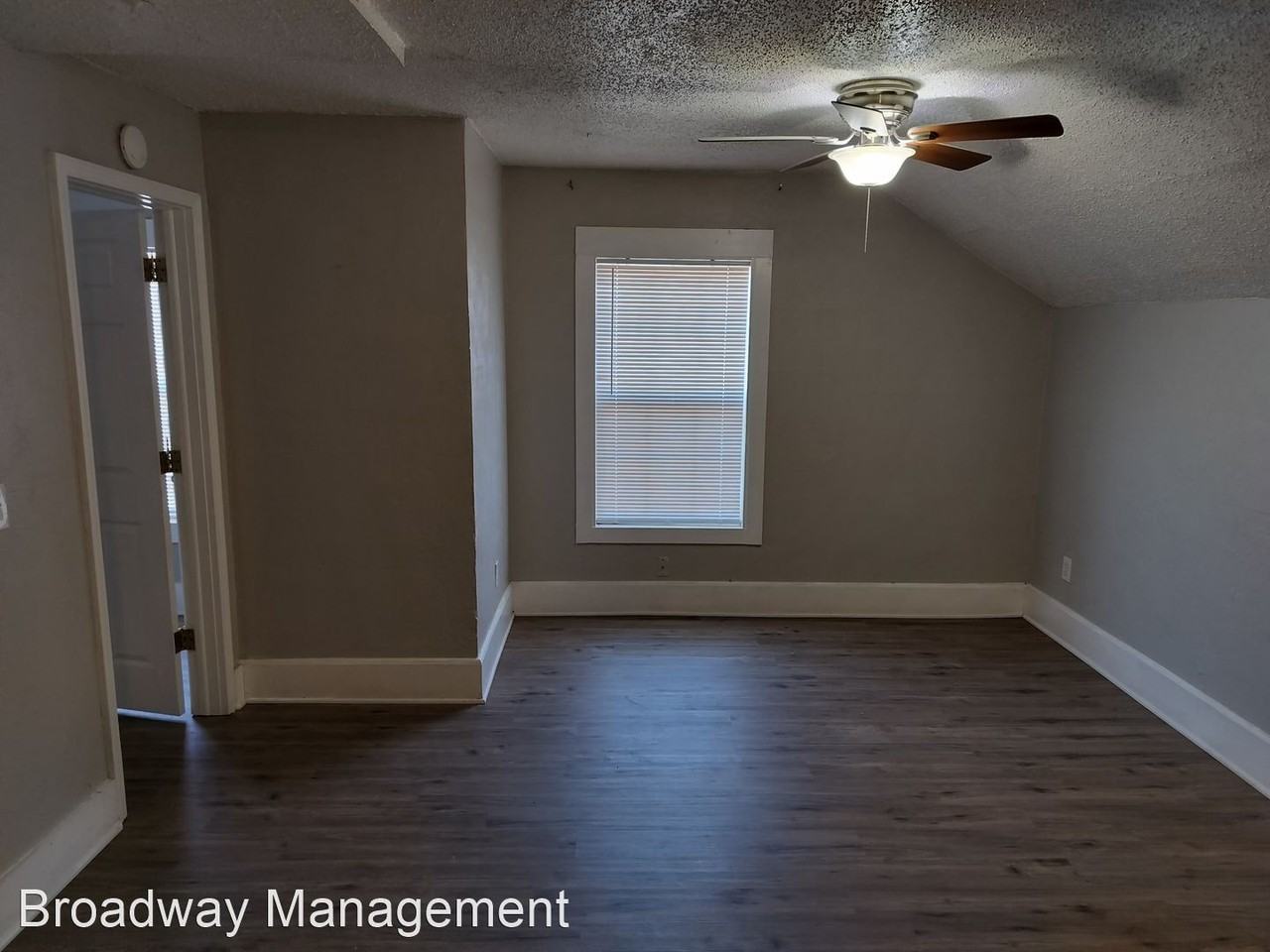 Bronchos Apartments in Edmond, OK next to UCO campus 320 E Edwards St