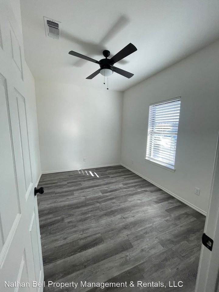 260 & 262 Chisholm Trail Apartments in Reno, TX 75462 Zumper