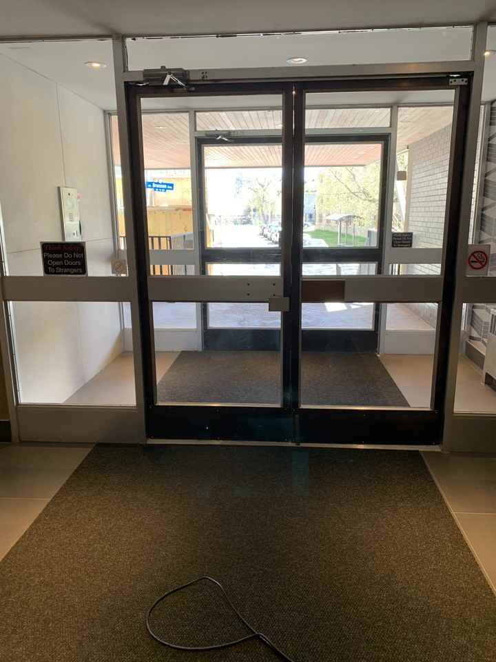 Bronson Ridge Apartments 200 Bronson Ave, Ottawa, ON K1R 6H4 Zumper