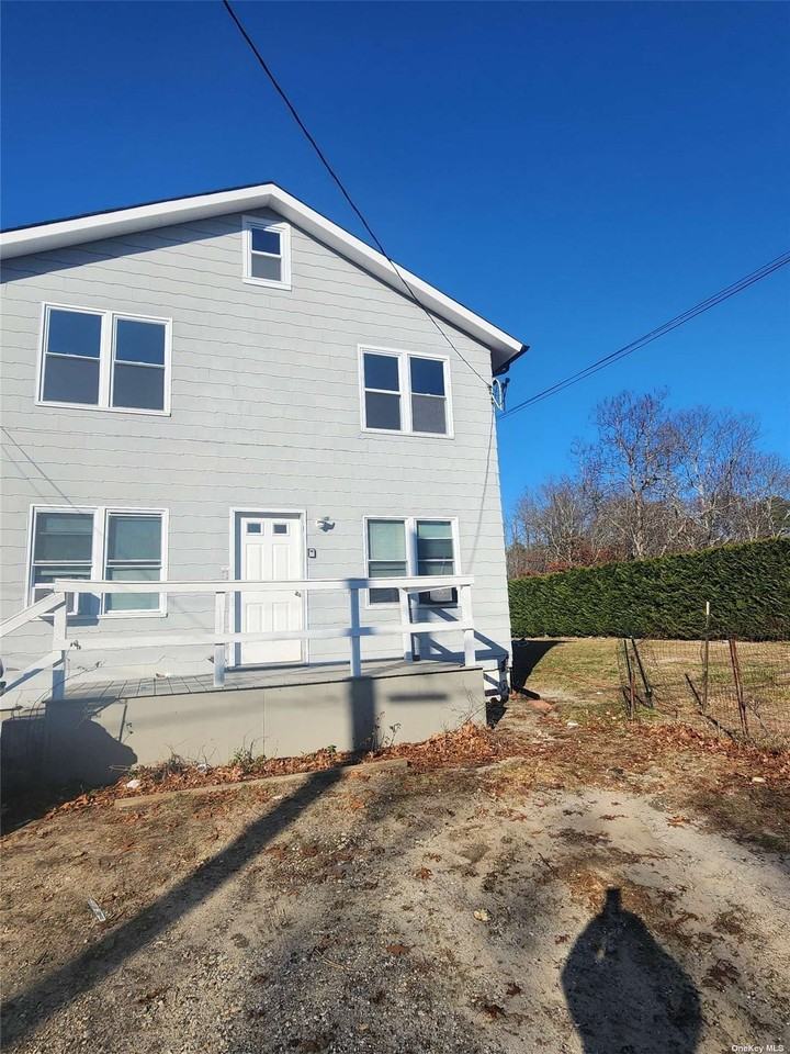 184 Priscilla Ave, Flanders, NY 11901 2 Bedroom Apartment for 2,500