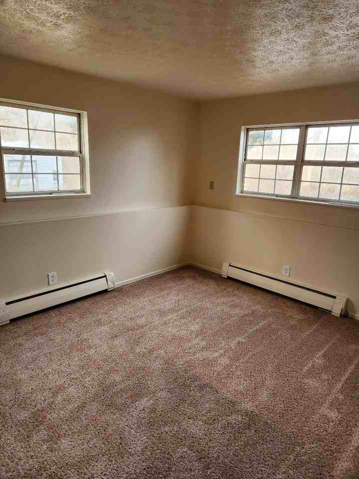 Village Apartments 35 Oakmount Ave, Bloomfield, NY 14469 Zumper