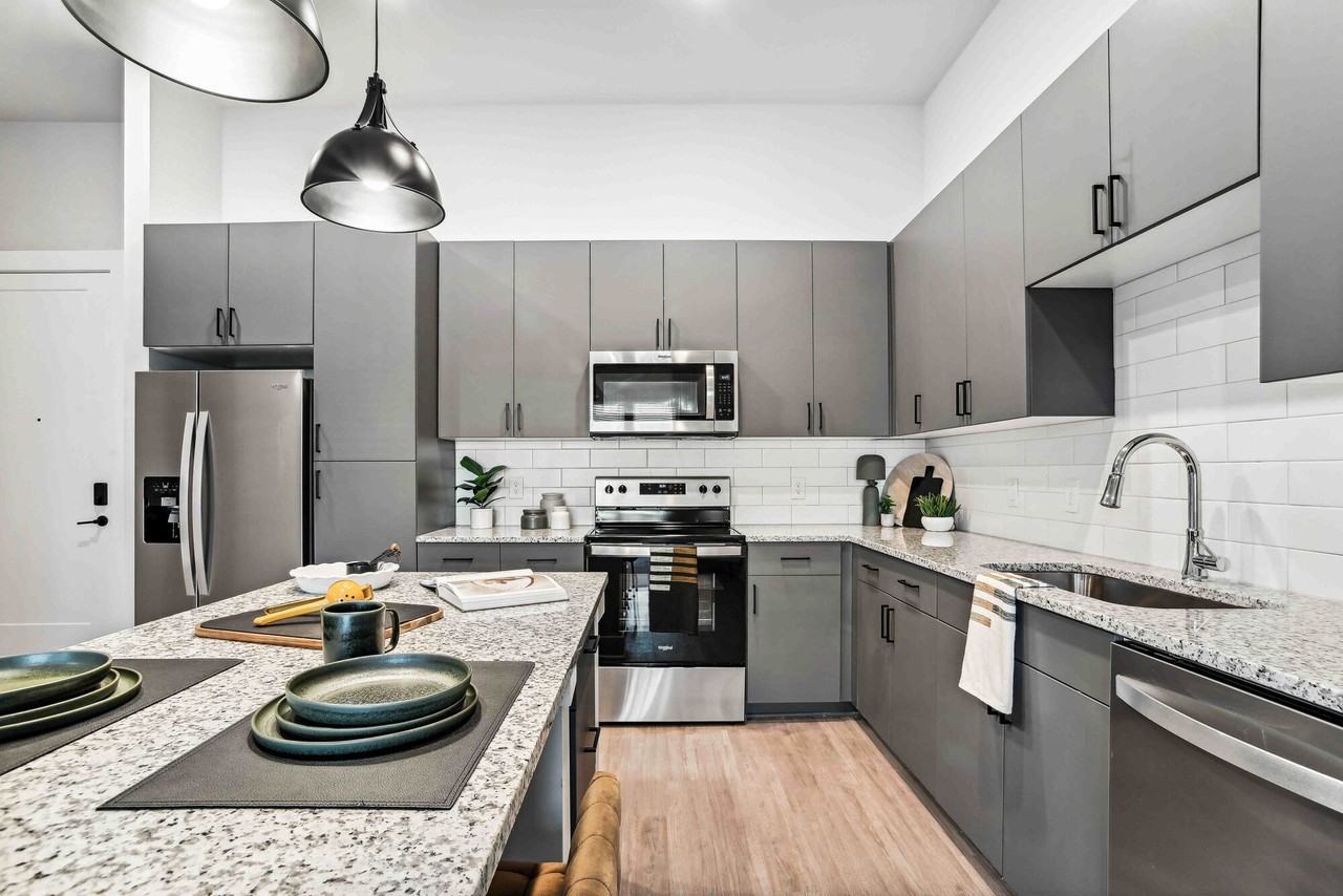 Solis Millennium Apartments 5306 Acadia Heights Dr, Charlotte, NC