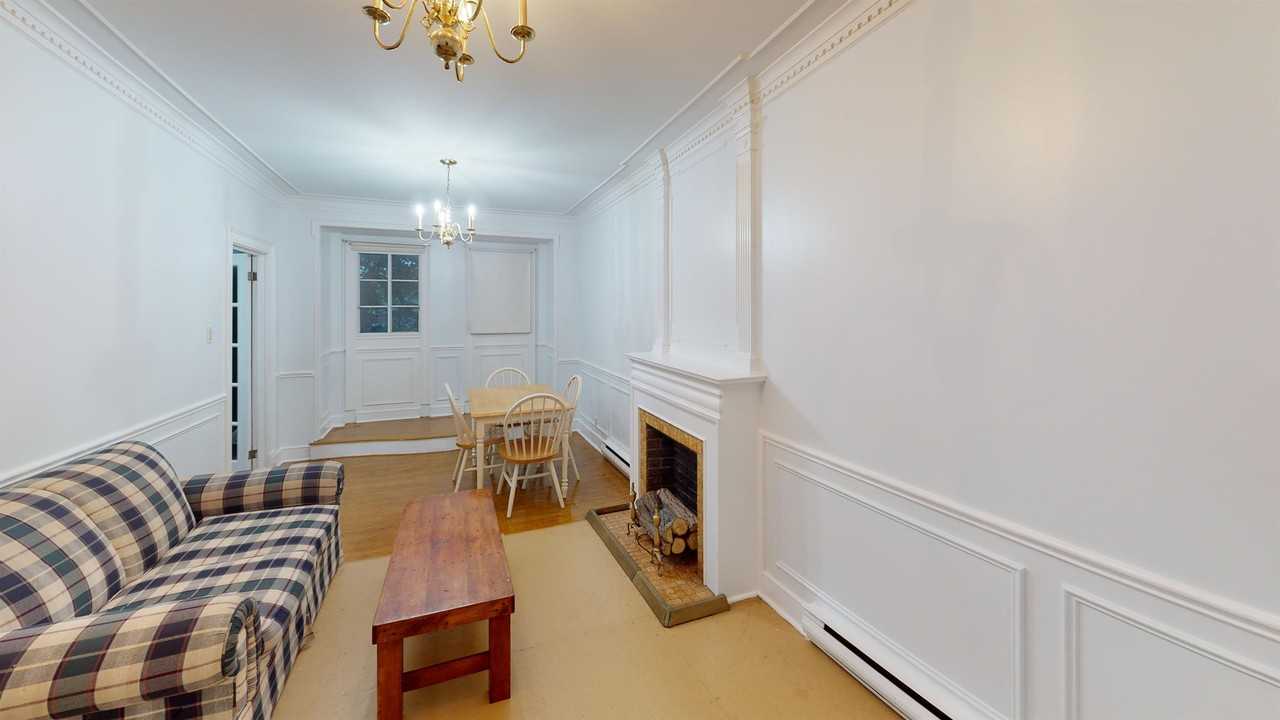 52 Grenfell Ave Bsmt, St. John's, NL A1C 3E2, CAN 1 bedroom House