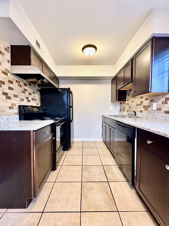 1514 Leeshores Lane, Lemay, MO 63125, USA 2 unit Rentals Zumper