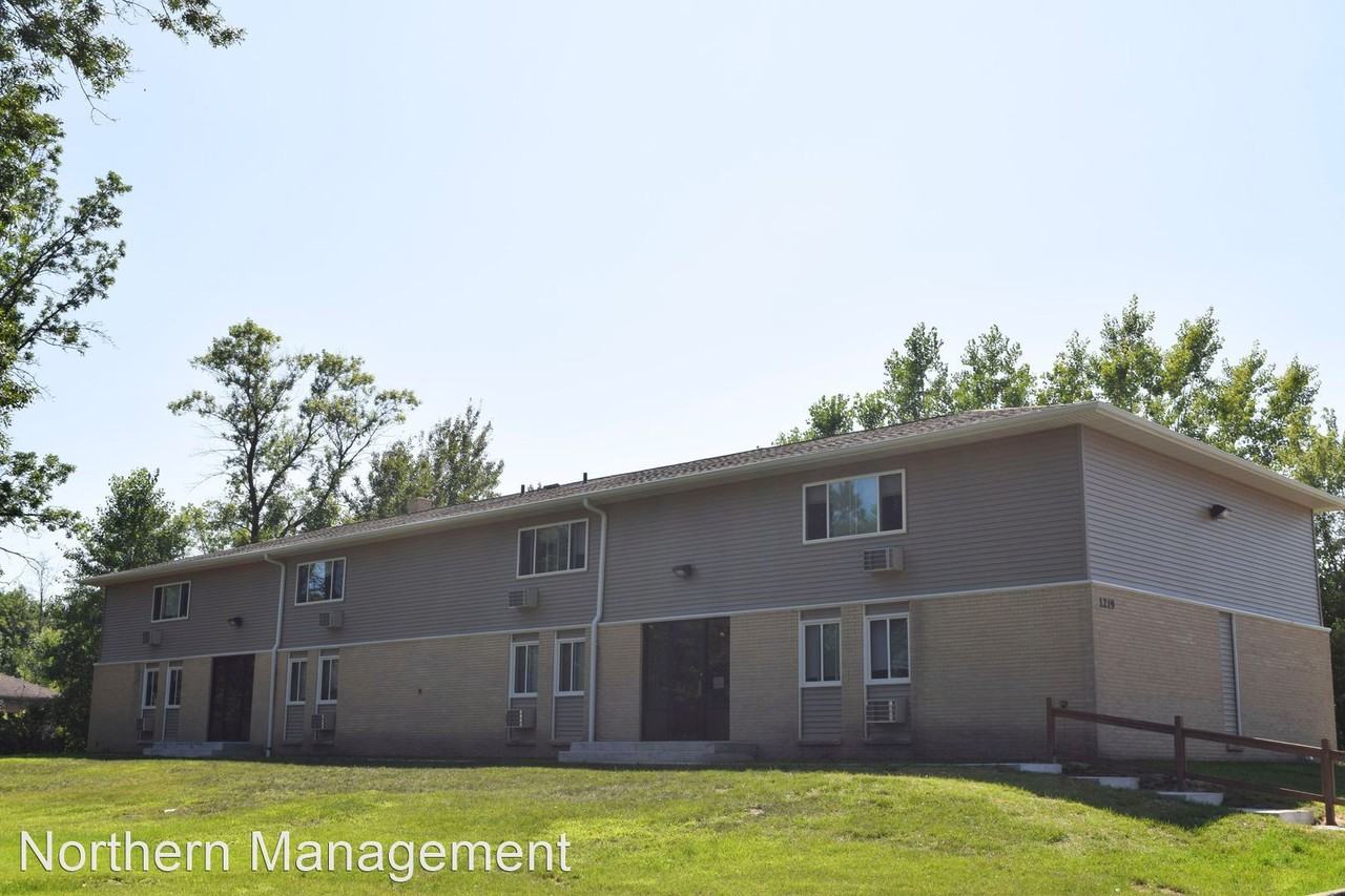 1129, 1130, 1145, 1205 & 1219 Cheri Blvd. Apartments in WI