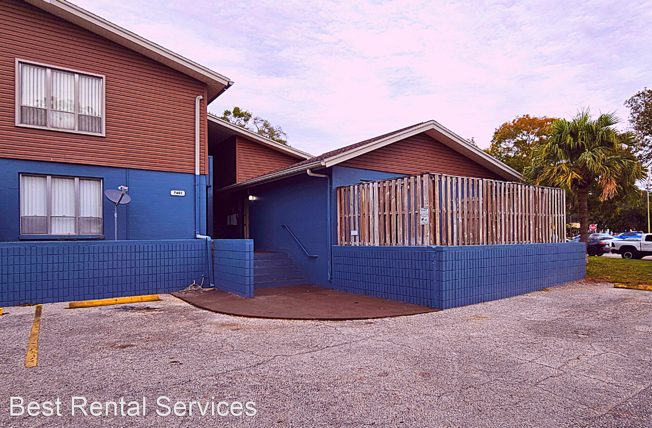 Park Village Apartments in Town N Country Tampa 7601 Paula Dr, Town