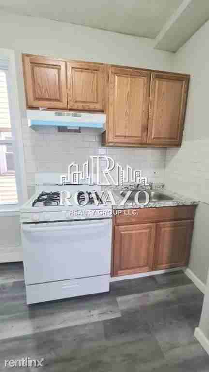 833 Ridge St Apartments in Forest Hill, Newark, NJ 07104 Zumper