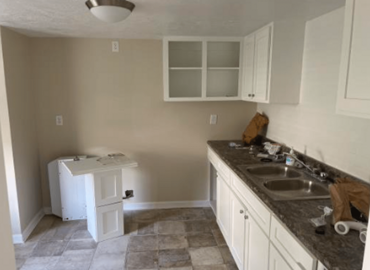 Royal Oaks Apartment Homes Apartments 22 Central School Rd