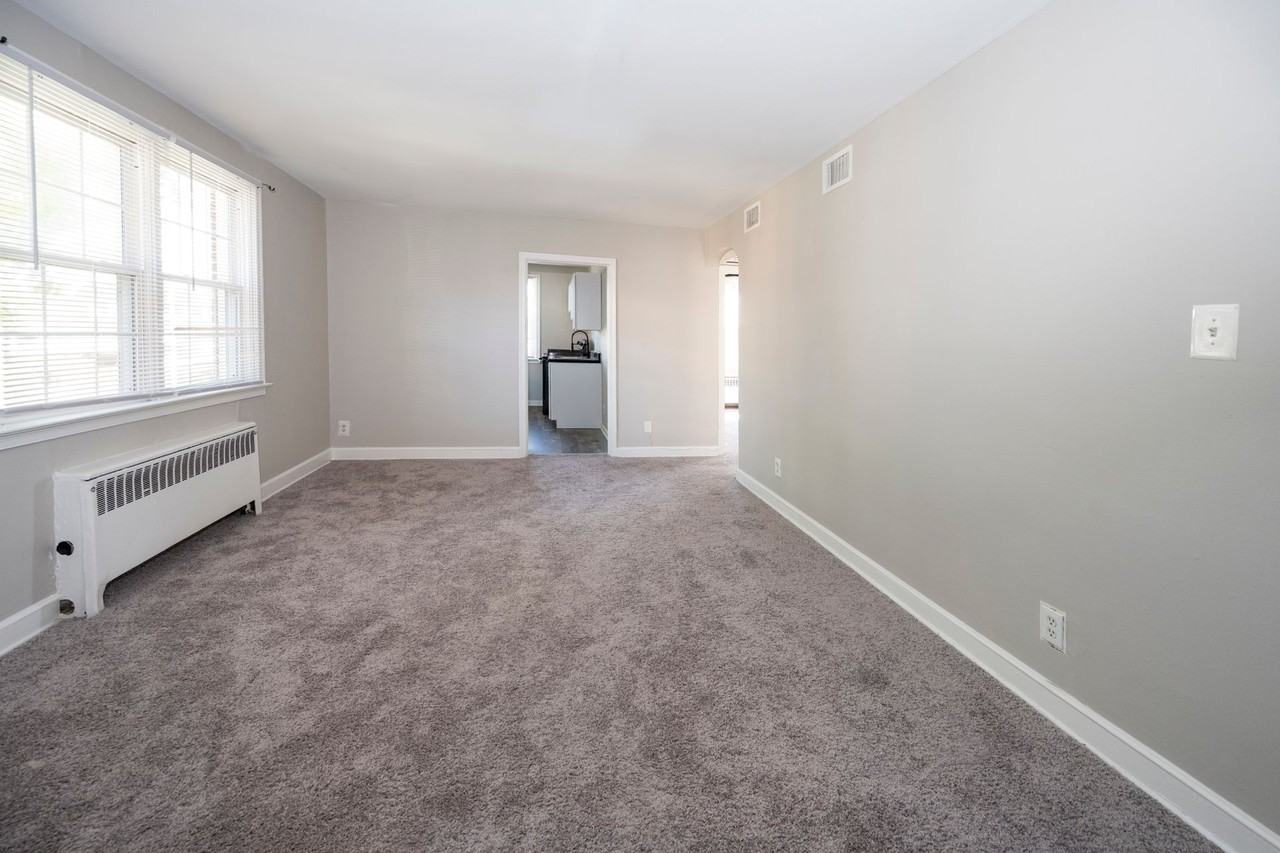 Forest Village Apartments 1325 E Wadsworth Ave, Philadelphia, PA