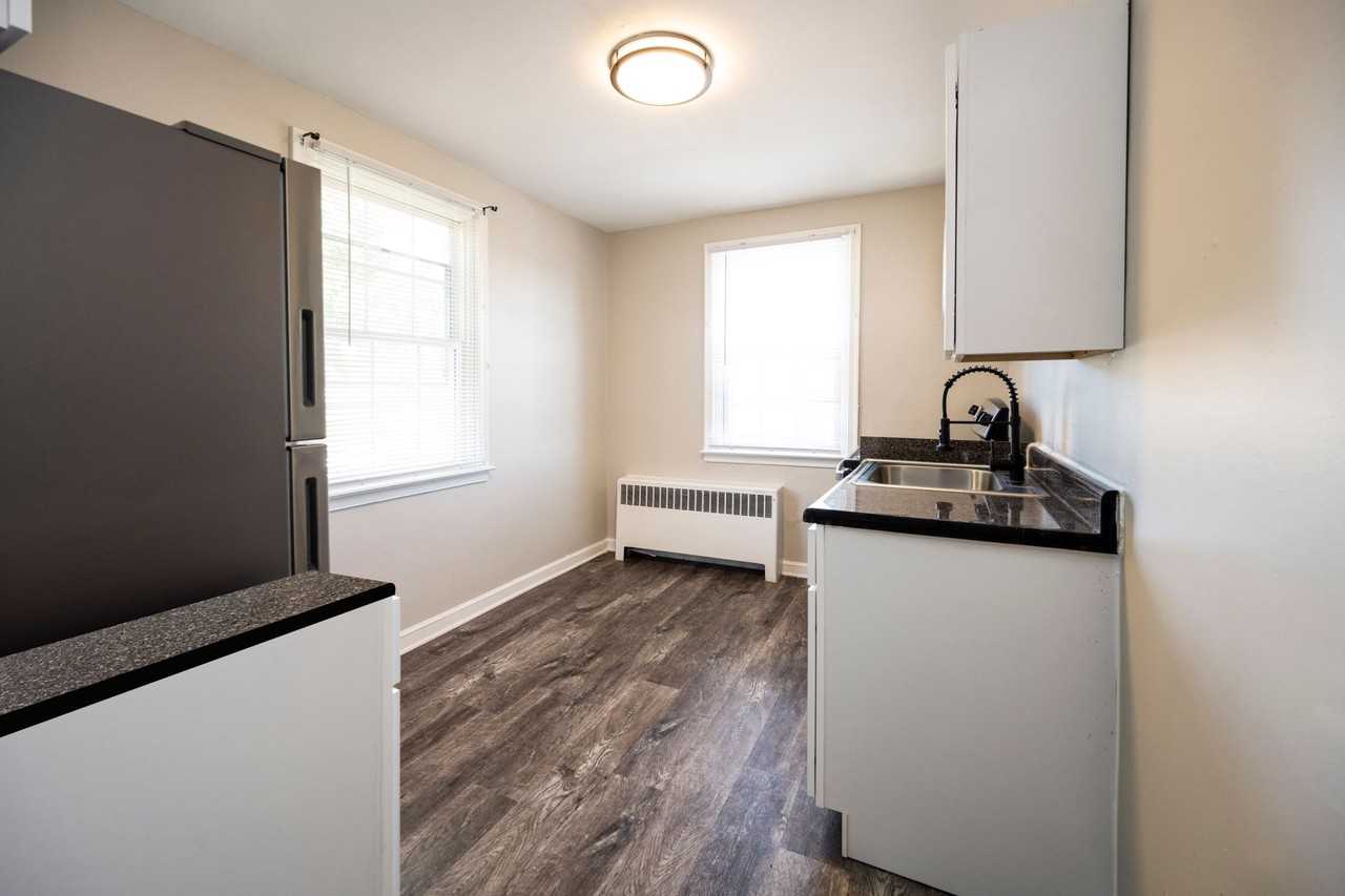 Forest Village Apartments 1325 E Wadsworth Ave, Philadelphia, PA