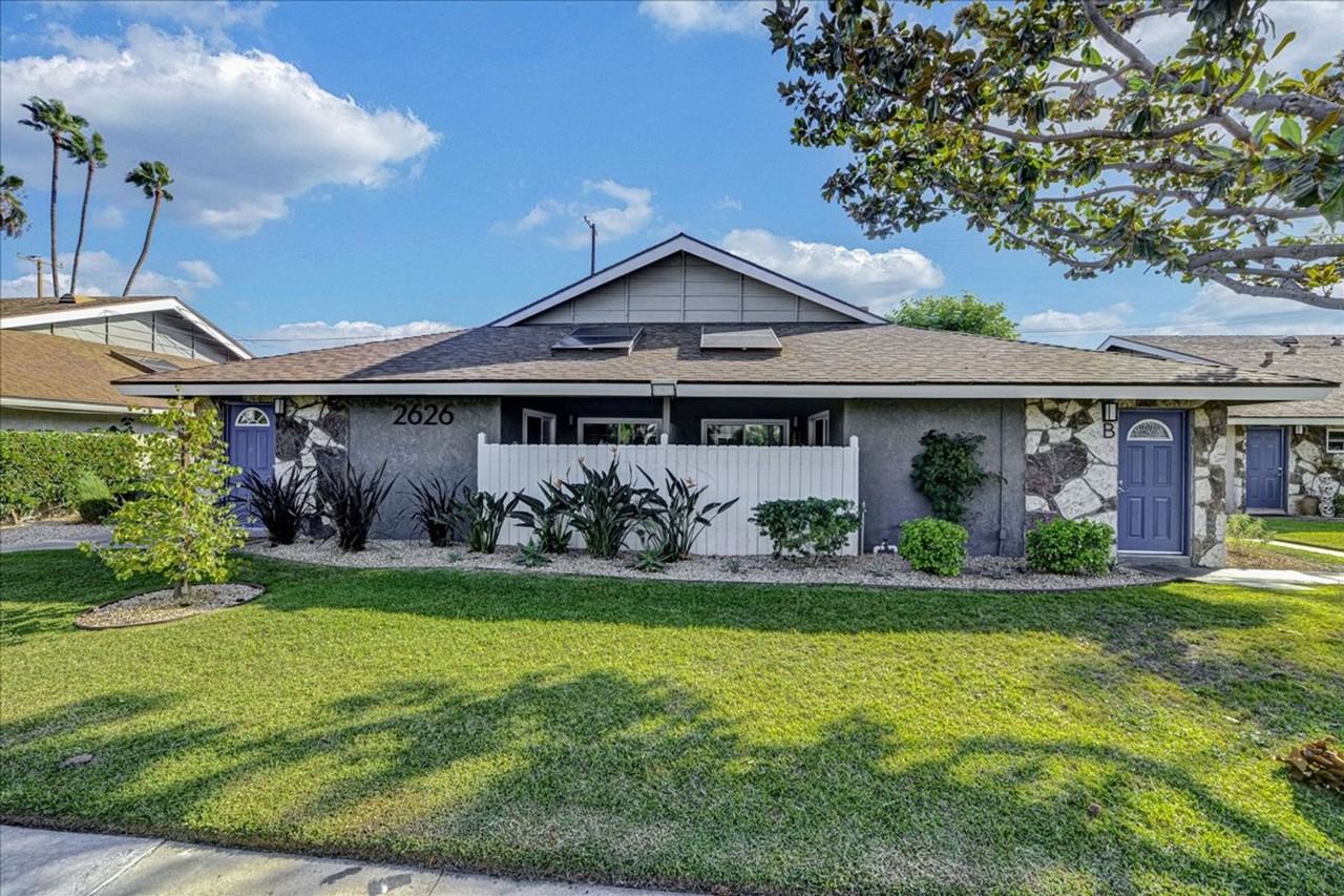 The Evergreens Apartment Homes Apartments 2631 W Felicidad Cir