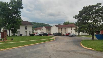Townhomes of Hocking Hills Apartments 1000 E Canal St, Nelsonville