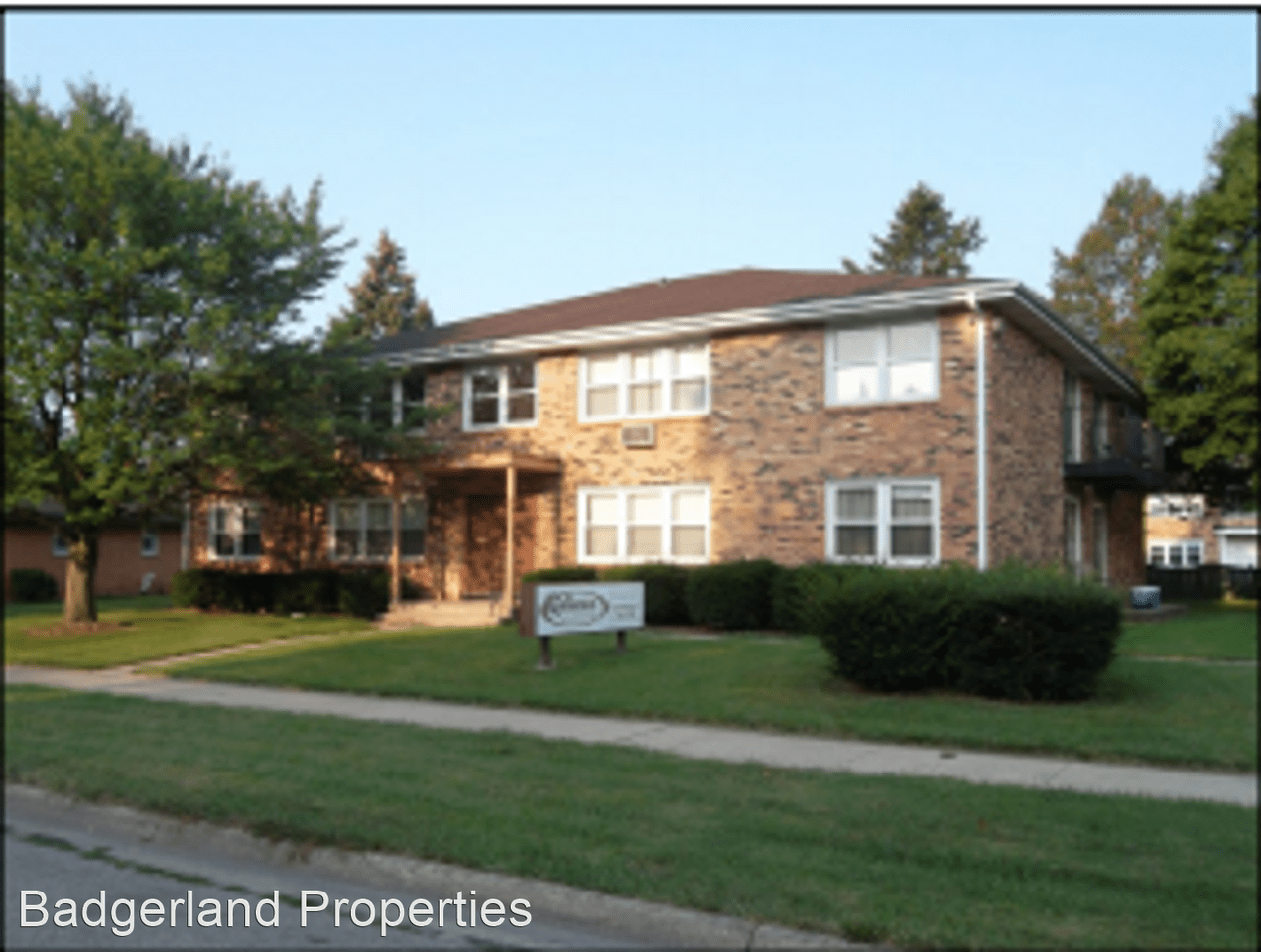 Midvale Apartments in Janesville, WI 53546 Zumper