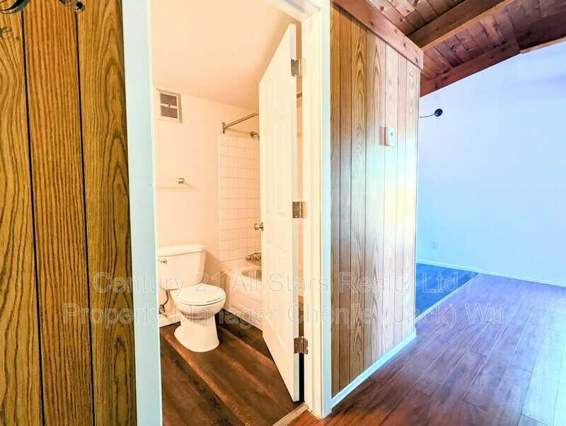 238 Richfield Rd Nw, Edmonton, AB T6K 0K4 2 Bedroom House for 1,200