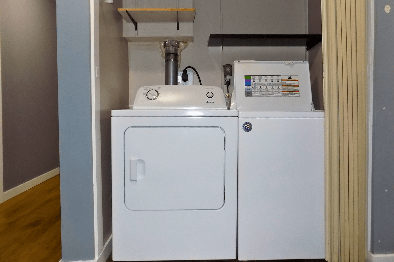 Alden Arms Apartments 10420 100 Ave, Grande Prairie, AB T8V 2Z5 Zumper