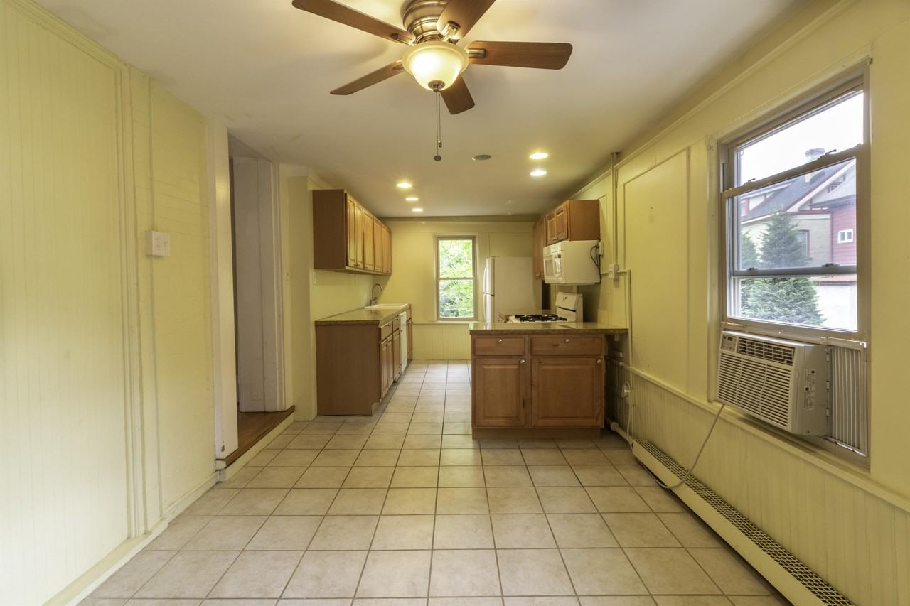 1018 North Negley Avenue Apartments 1018 N Negley Ave, Pittsburgh, PA