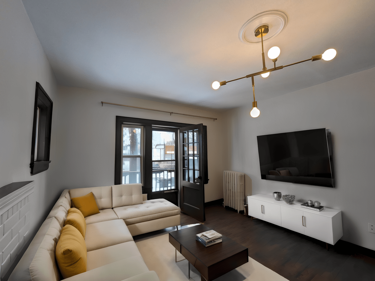 Vermont Apartments 1A Vermont Ave, Toronto, ON M6G 1X6 Zumper