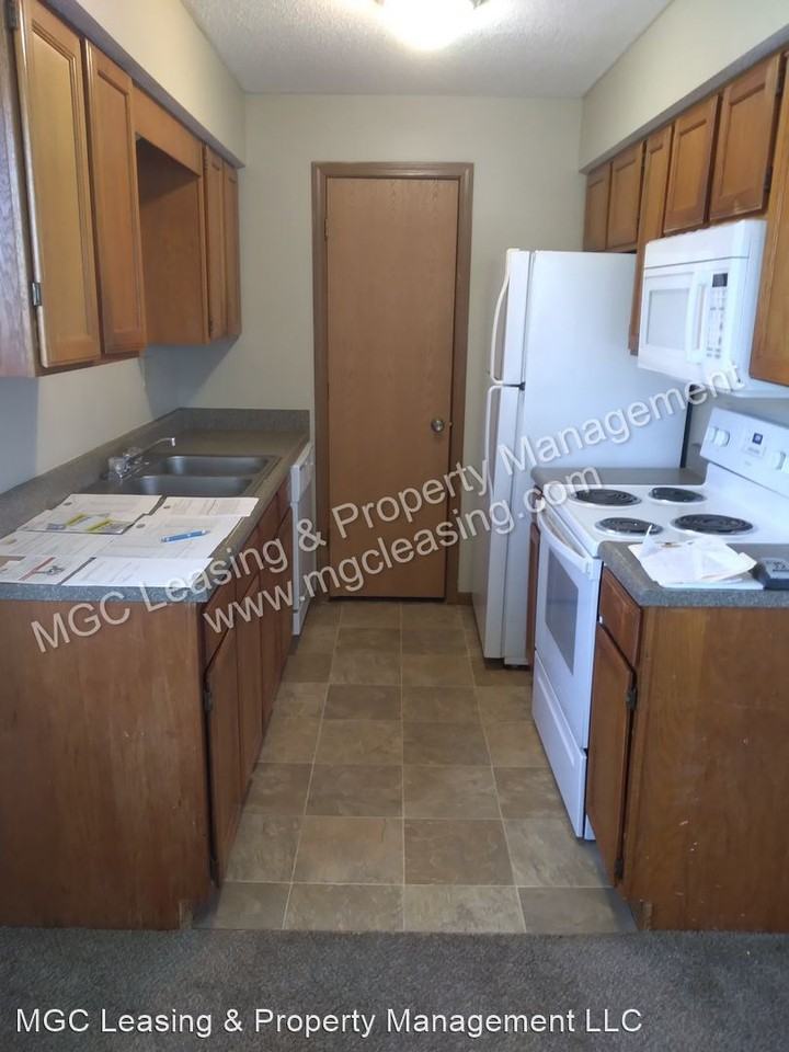 1560 E 125th St Apartments in North Ridge, Olathe, KS 66061 Zumper