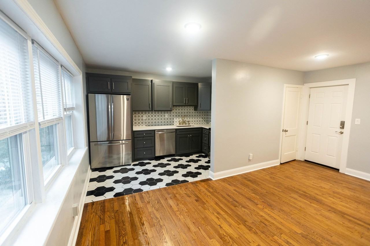 The Holmes Apartments 3457 Holmes St, Kansas City, MO 64109 Zumper