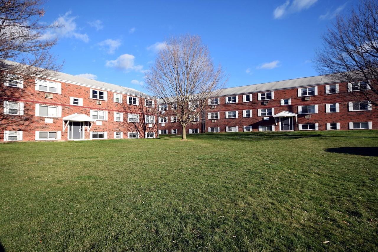 Lions Gate Apartments 424 Waupelani Dr, State College, PA 16801 Zumper