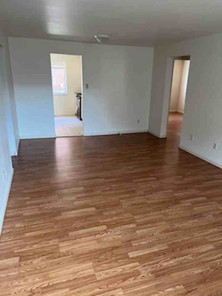 Timber Place Apartments LLC 9921 Sloane Sq, Woodson Terrace, MO 63134 Zumper