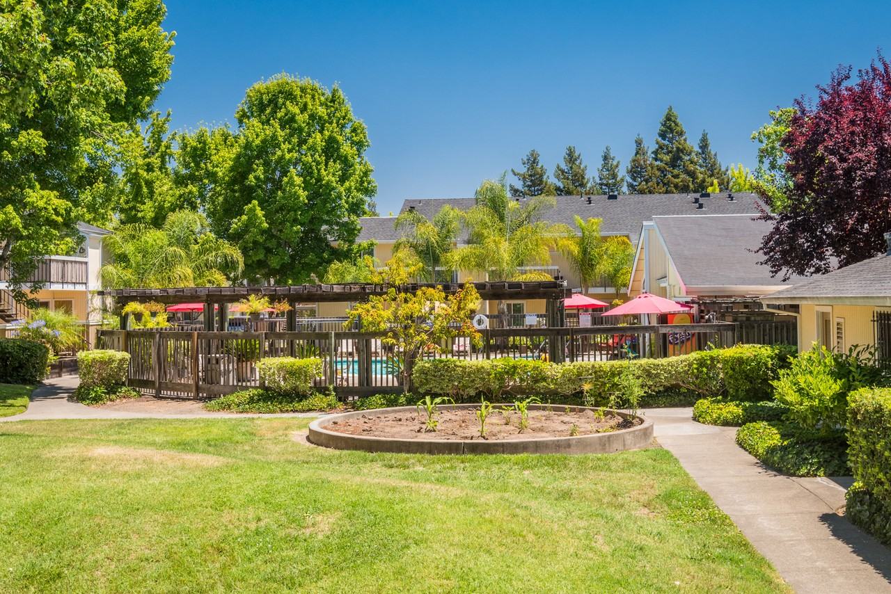 Marlow Apartments 3076 Marlow Rd, Santa Rosa, CA 95403 Zumper