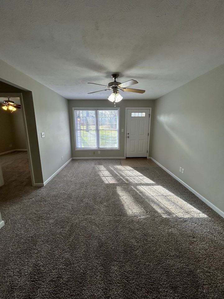 Ravina Apartments Ravina Dr, Chatham, IL 62629 Zumper