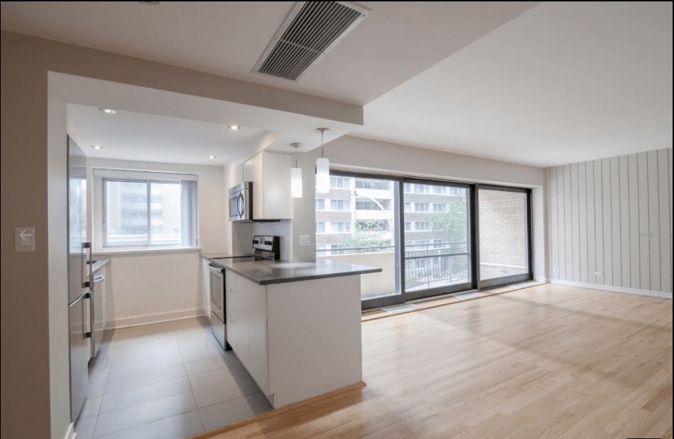 3435 Rue Drummond Apartments 3415 Rue Drummond, Montréal, QC H3G None