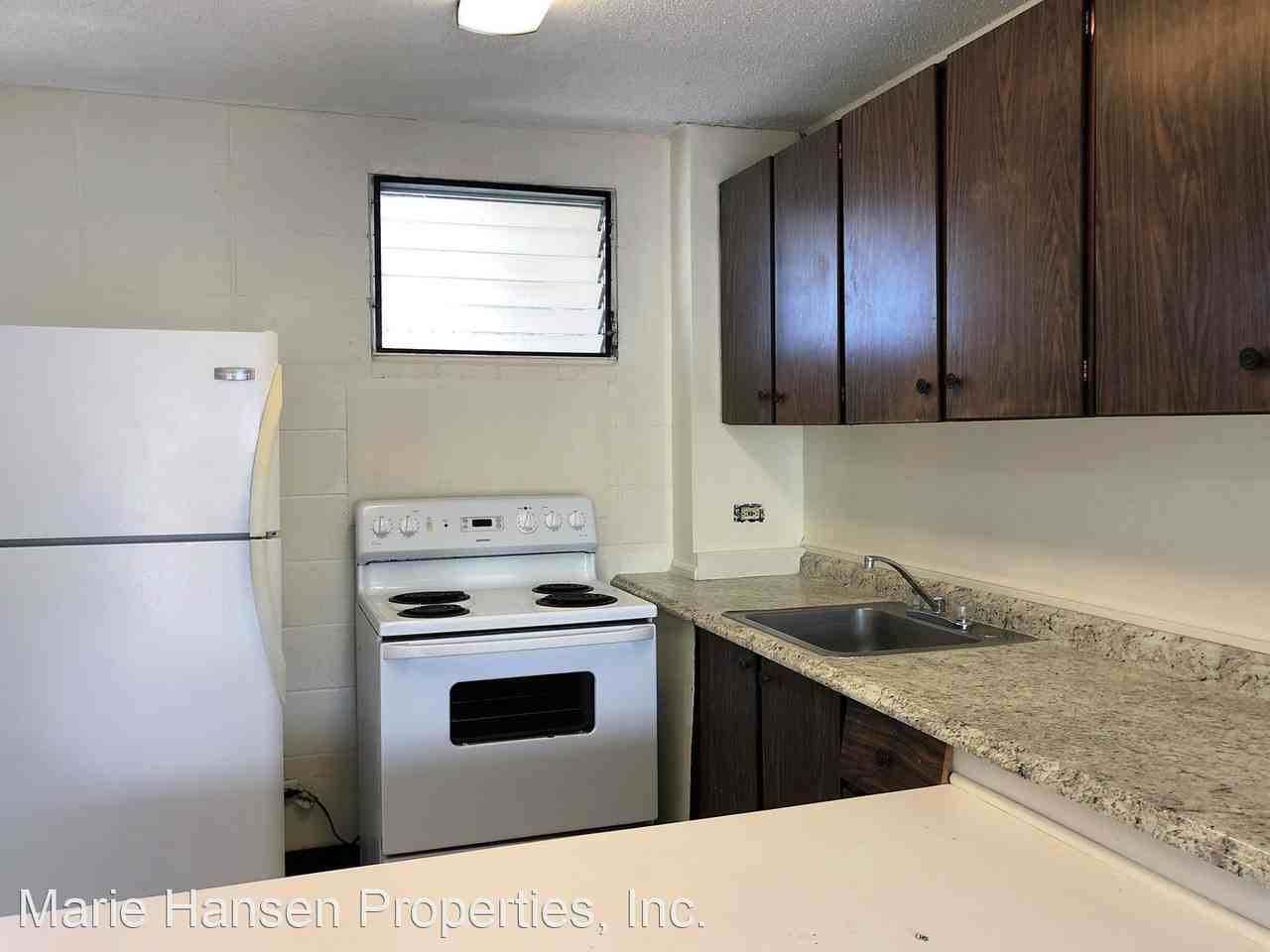 Hialoa Gardens 1641 Nuuanu Ave Apartments in Liliha Kapalama, Urban