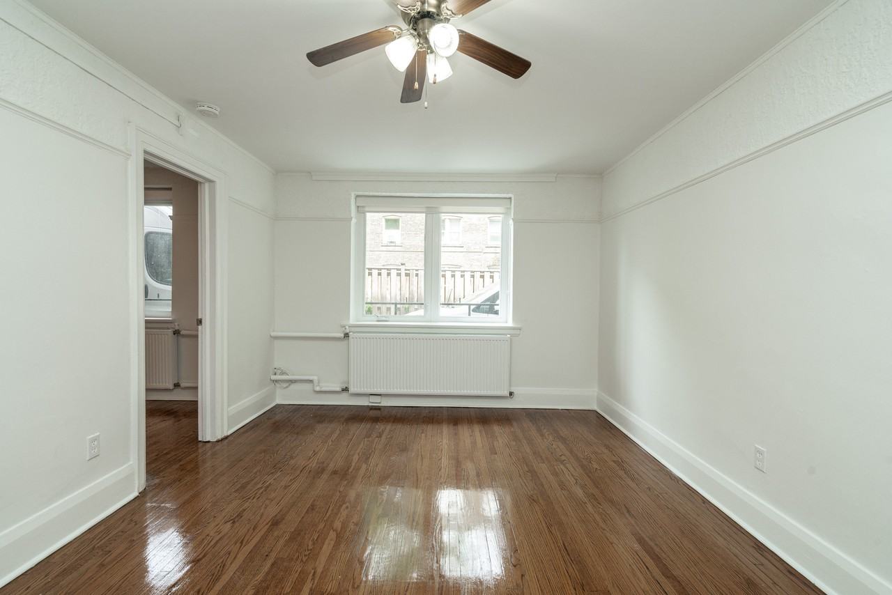 100 Vaughan Road Apartments 100 Vaughan Rd, Toronto, ON M6C 2M1 Zumper