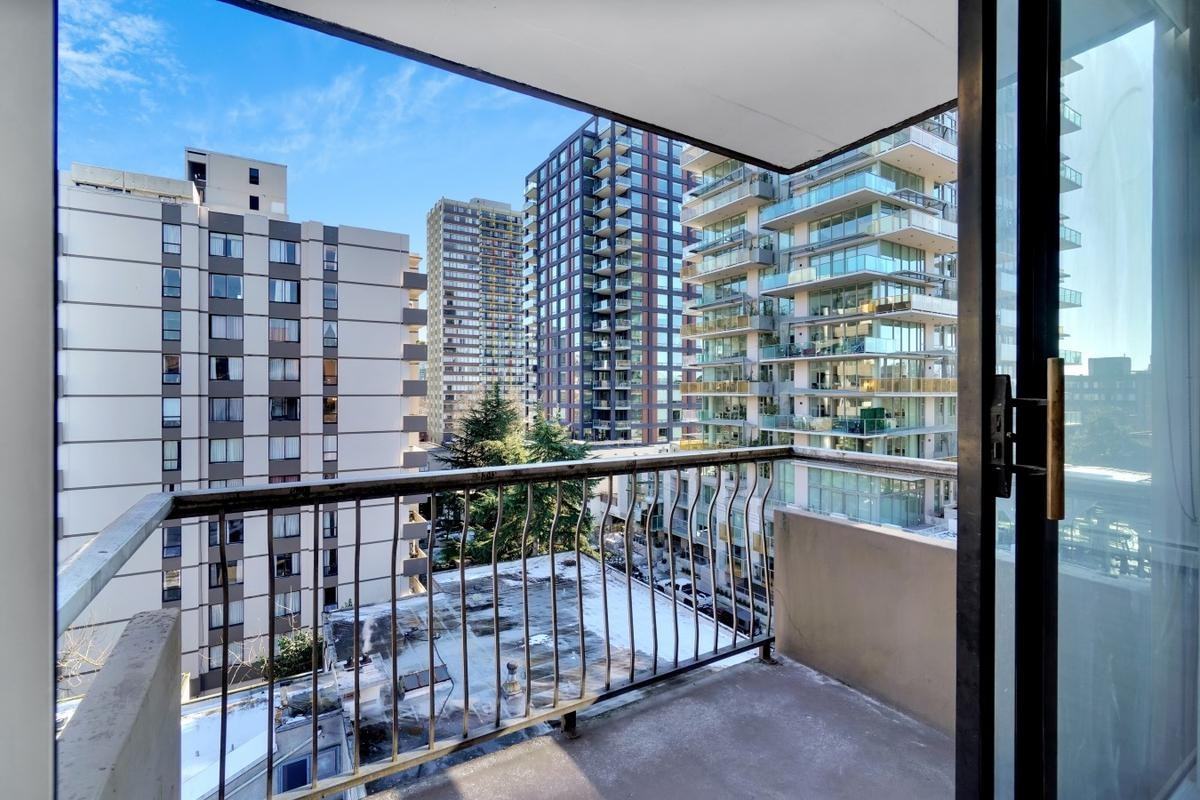 1160 Broughton Street Apartments 1160 Broughton St, Vancouver, BC V6G