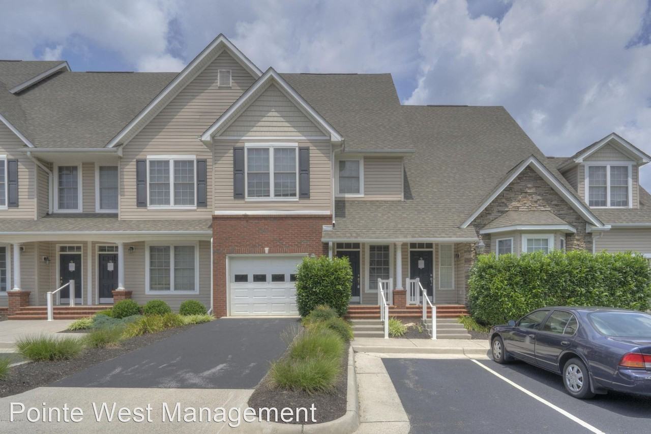 826 & 864 Rutherford/302 Sheliah Apartments in McBryde, Blacksburg, VA