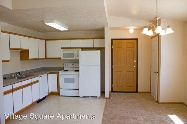 Village Square Apartments 1915 S Village Square Cir, Sioux Falls, SD