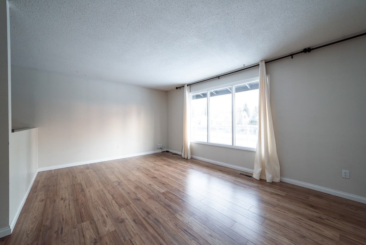 8712 76 Avenue Apartments 8712 76 Ave Nw, Edmonton, AB T6C 0J5 Zumper