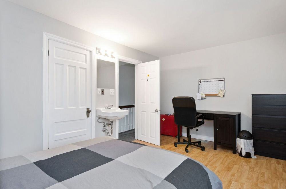 91 Rm4 91 Stewart Street, Ottawa, ON K1N 6H9 Studio Apartment for 900/month Zumper