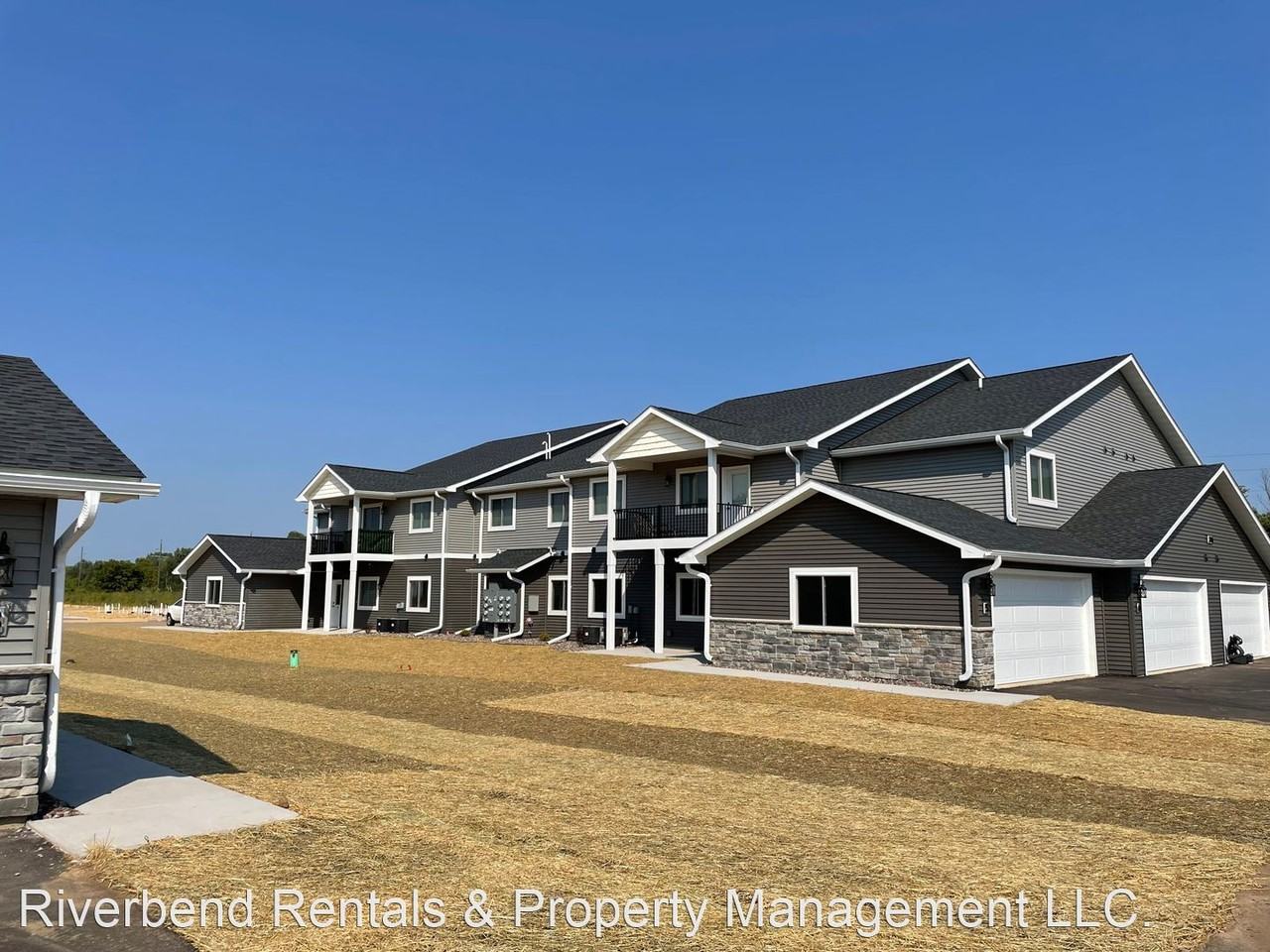 224 & 226 Independence Dr Apartments in Elk Mound, WI 54739 Zumper