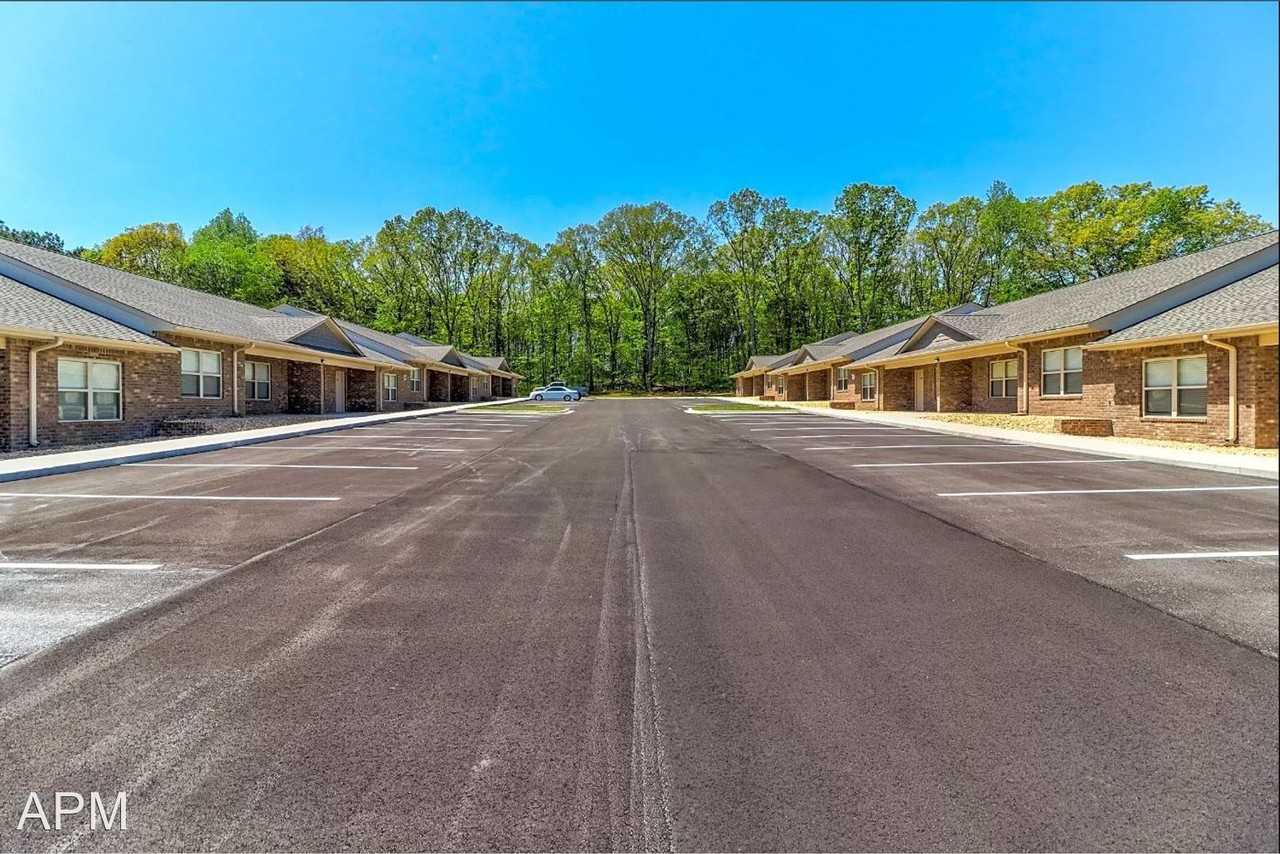 97 Harvest Hills Place Apartments in Killen, AL 35645 Zumper