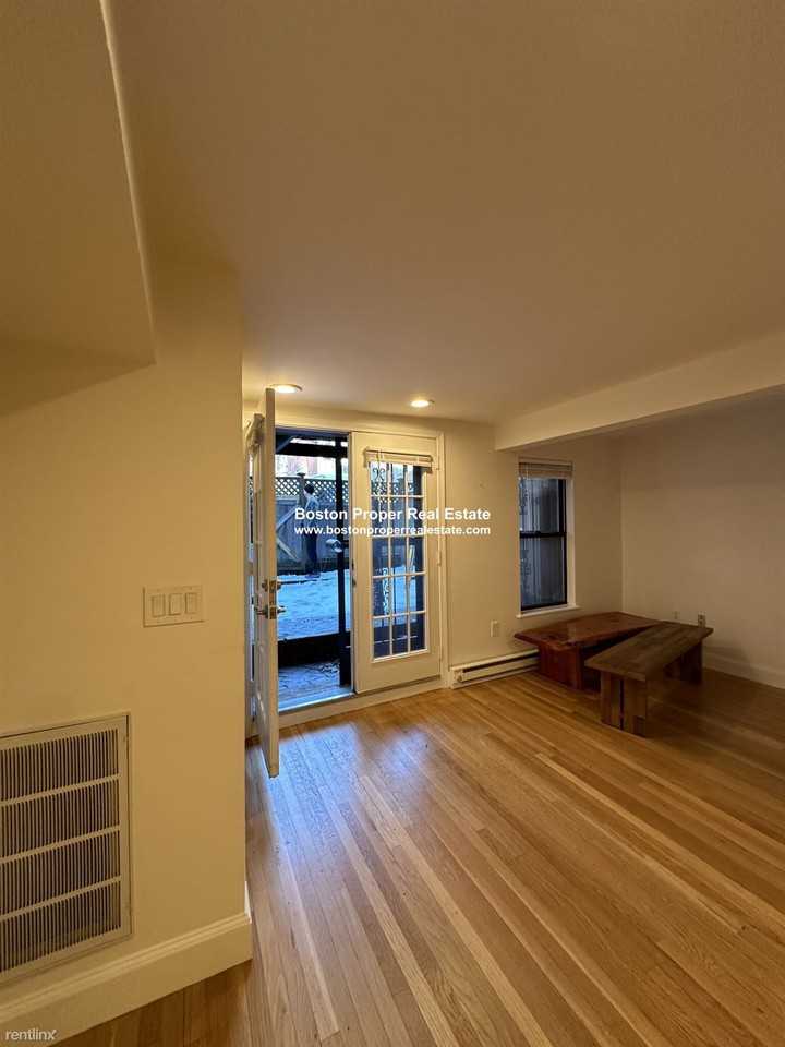 221 W Newton St Apartments in South End, Boston, MA 02116 Zumper