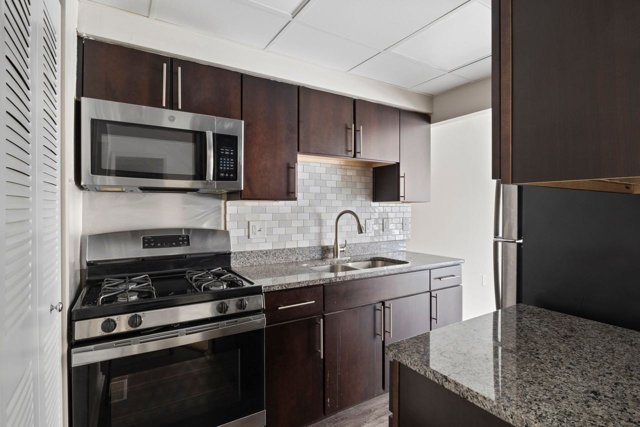 Executive House Apartments 51 Grafton Ave, Dayton, OH 45406 Zumper