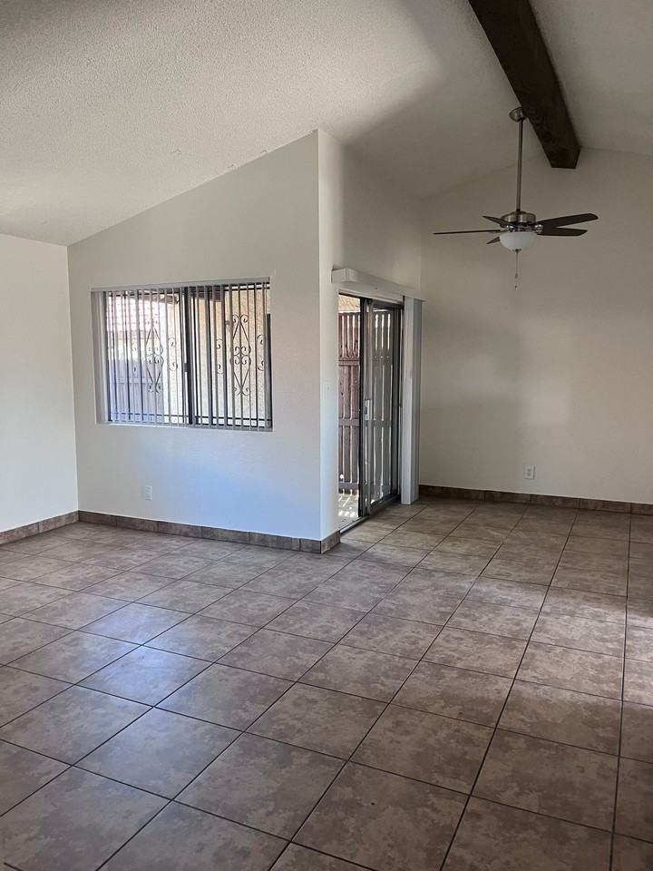 Belleview Estates Townhomes Apartments 4540 E Belleview St, Phoenix