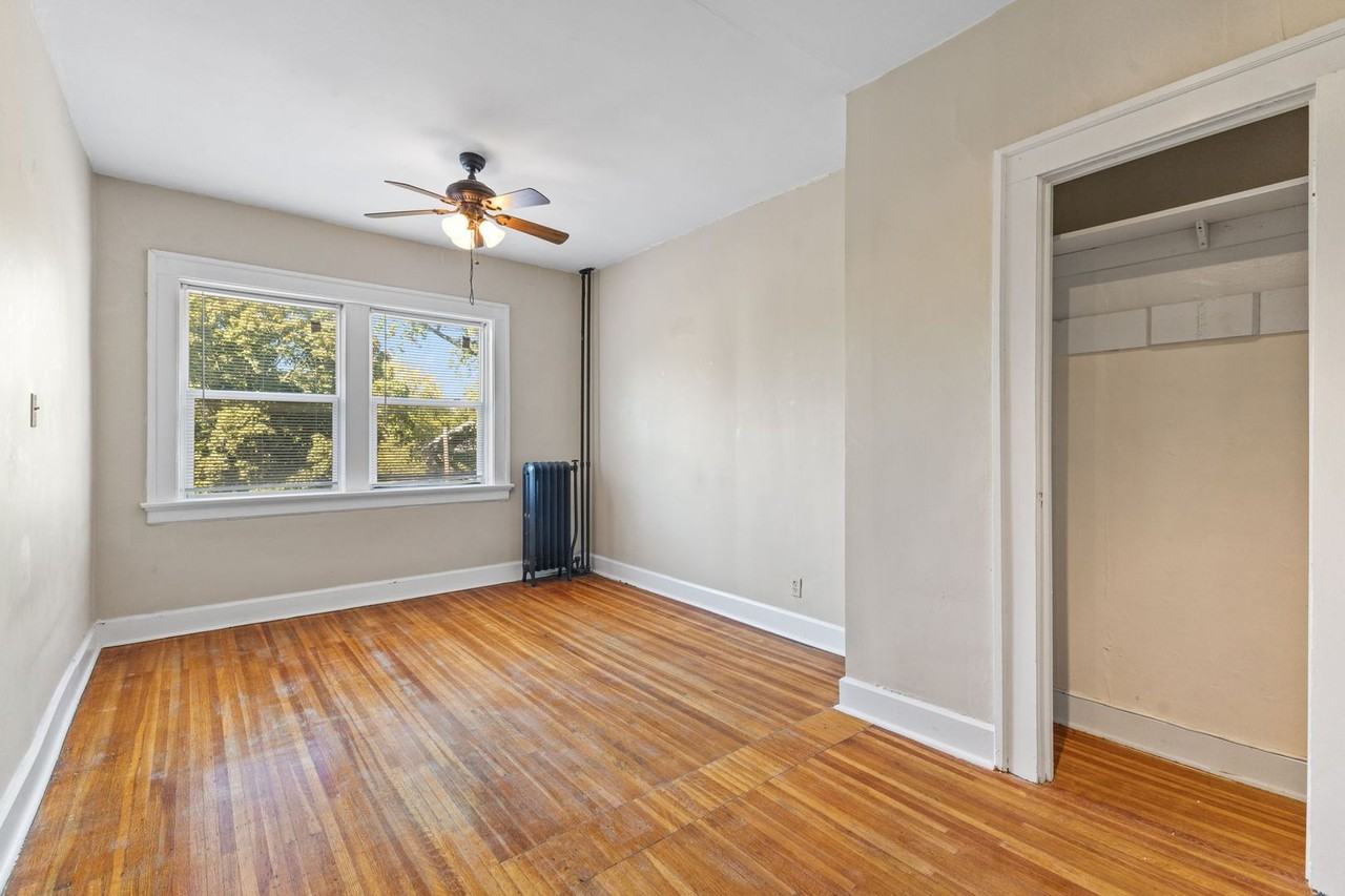 Suites of Irvington Apartments 5730 E Washington St, Indianapolis, IN